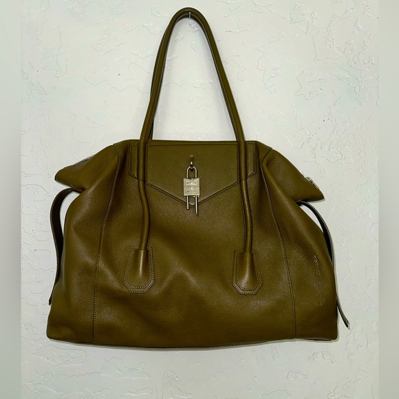 Givenchy tote - Picture 1 of 10